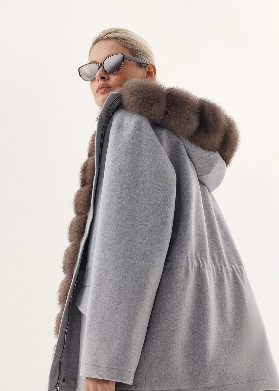 Парка из кашемира на мембране с отделкой из меха соболя