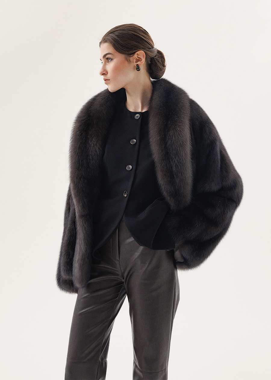 Долевая шуба из соболя с шалевым воротником