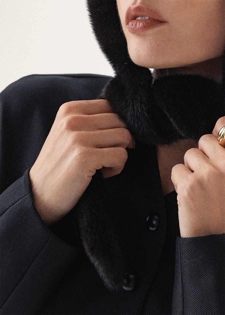 Косынка из меха норки 