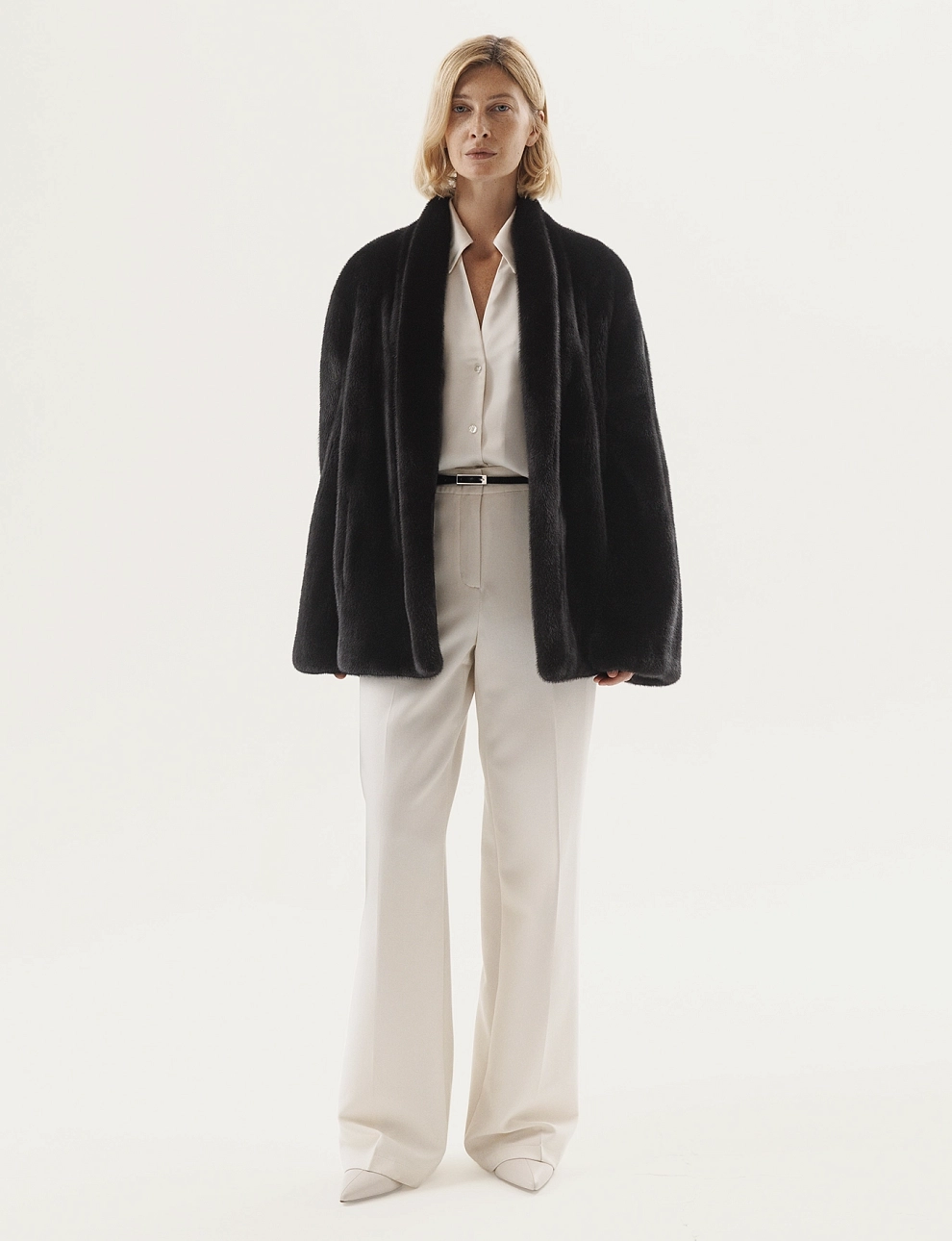 Норковая шуба с шалевым воротником, переходящим в борт