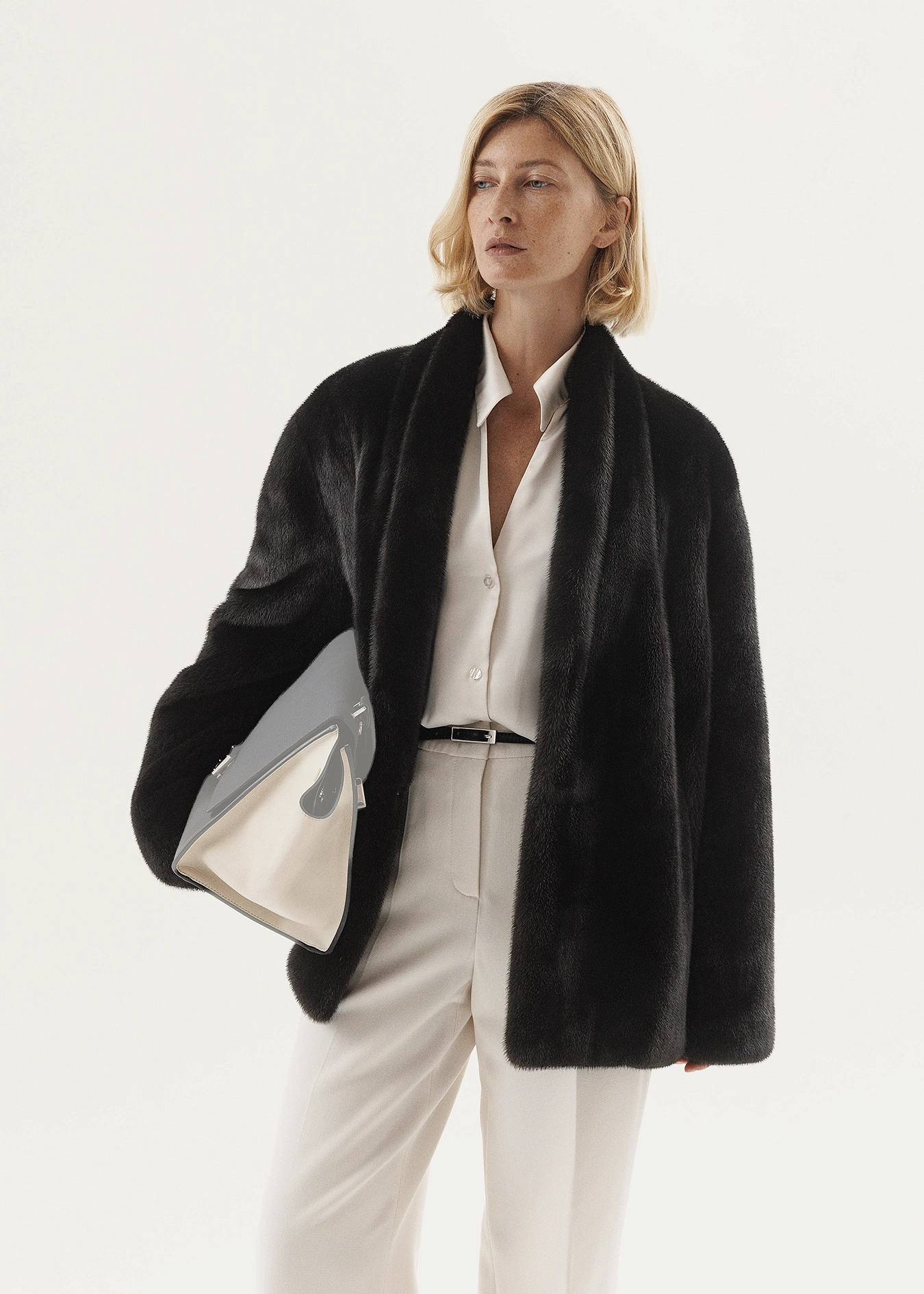 Норковая шуба с шалевым воротником, переходящим в борт